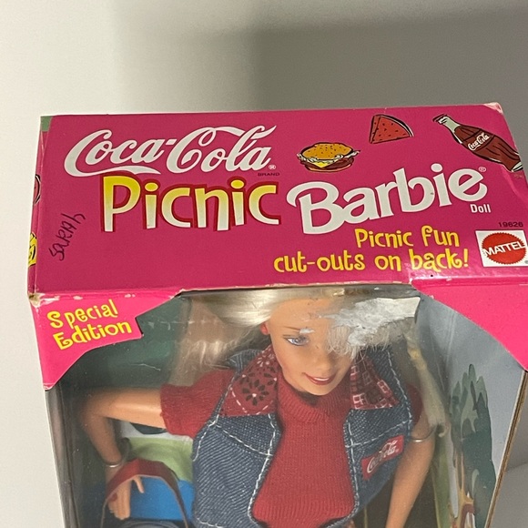 Coca Cola picnic Barbie - Picture 7 of 7